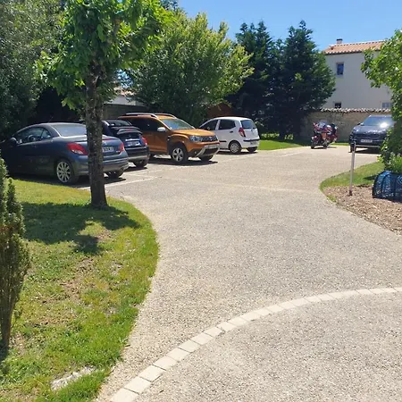 La Rochelle Bed & Breakfast
